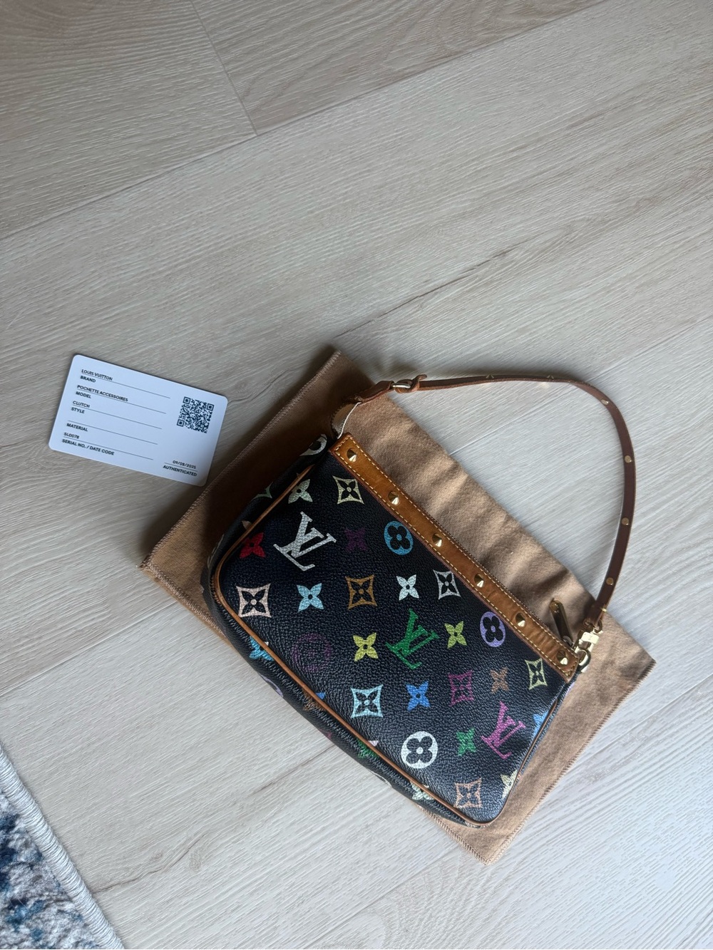 Louis Vuitton Multicolor Murakami pochette - Picture 9 of 13